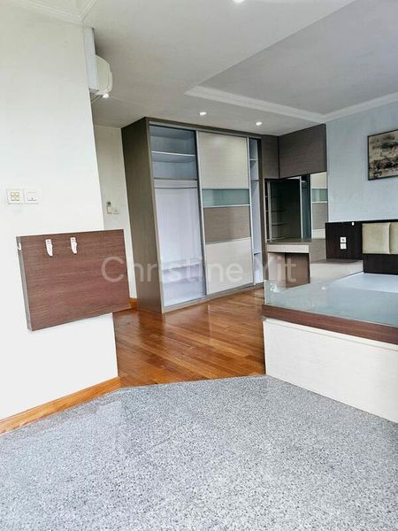 Room (Landed) for Rent in  Ah Soo Walk - Image 11